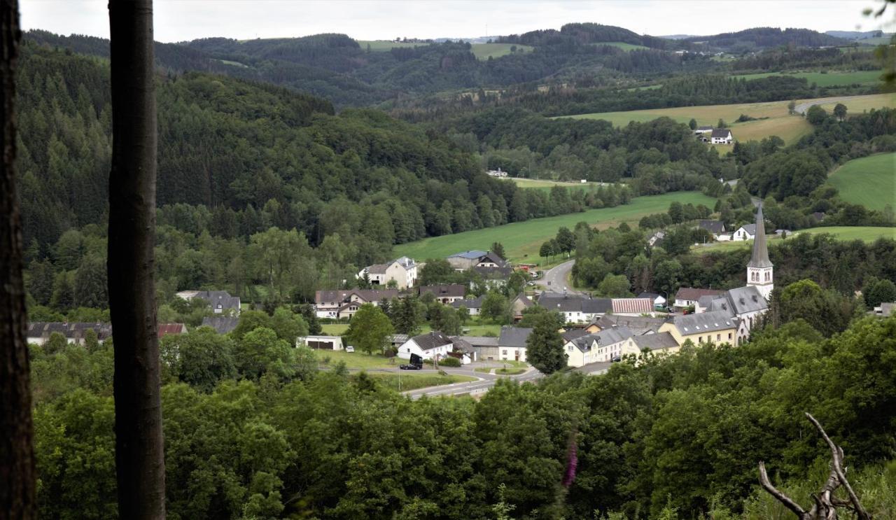 Restaurant - Pension Im Pfenn Irrhausen Экстерьер фото